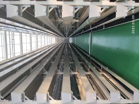 Sistema di coltivazione verticale di fragole in PVC per la coltivazione di frutta
