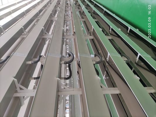 Sistema di coltivazione verticale di fragole in PVC per la coltivazione di frutta